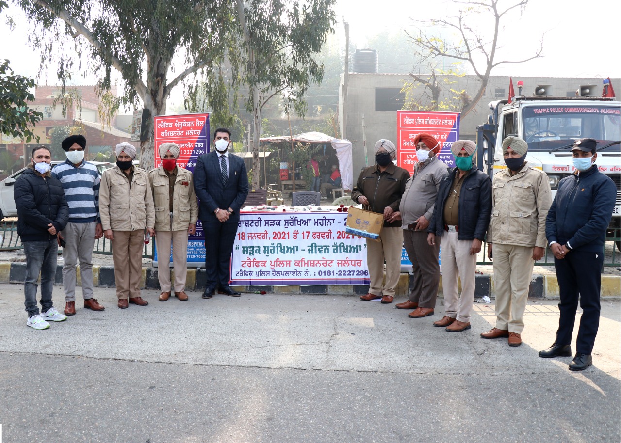 CT Group & Traffic Police appreciates traffic rule followers under Road Safety Month